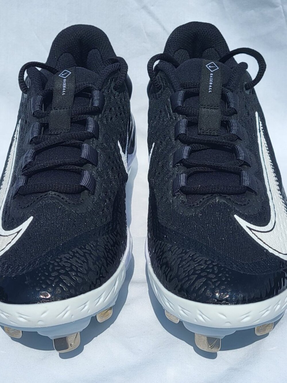 Nike Cleats Men's 7.5 Alpha Huarache Elite 4 Low Black White Baseball Athletic